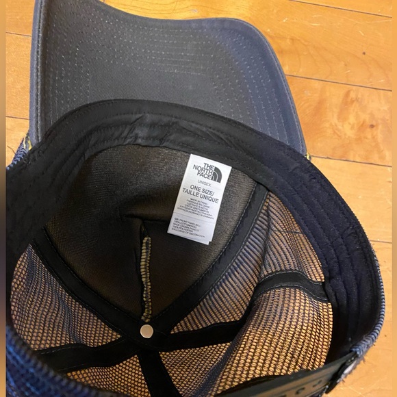 North Face SnapBack -OSFM - Picture 2 of 8